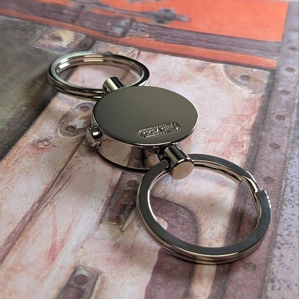 Coach Vintage Valet Keyring Dual Ring Detachable Key Fob Silver Tone New - Picture 3 of 7
